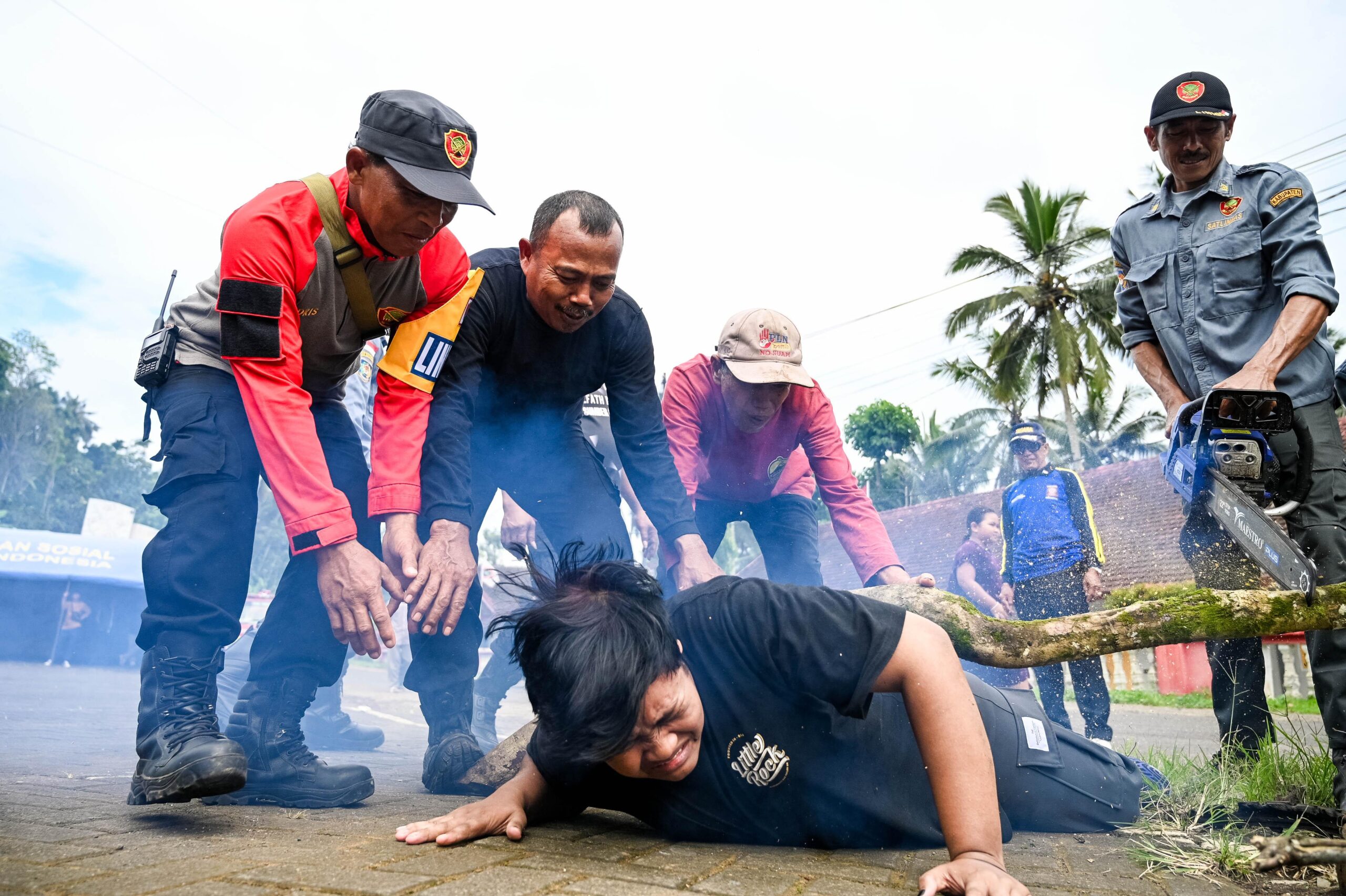 amxijqkv_f_whatsapp-image-2025-12-09-at-124404