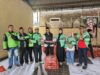 Polresta Banyuwangi Bagikan Daging Kurban kepada Komunitas Ojol FOBB