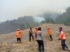 Polres Probolinggo Kerahkan Personel dan Armada Tangki Modifikasi Tangani Karhutla Bromo